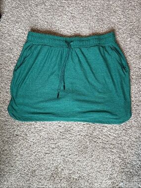 We Wander Atheltic Skirt with built shorts - Emerald Green
